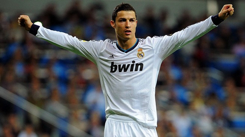 西媒：巴萨向欧足联提交报告，控诉法兰克福球迷破坏球场设施