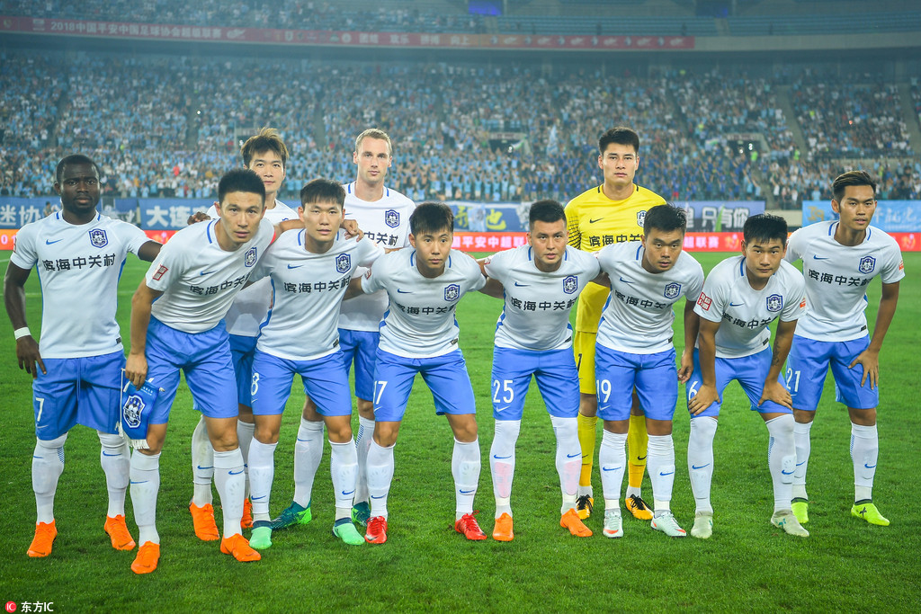 迷你罗助葡萄牙U16夺冠，乔治娜和C罗母亲现场见证