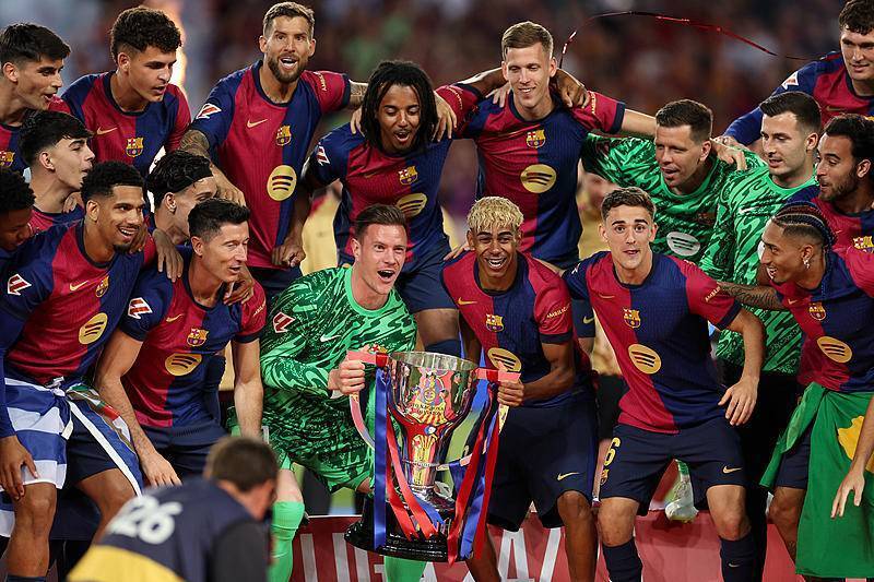 黄蜂新人连续高光表现