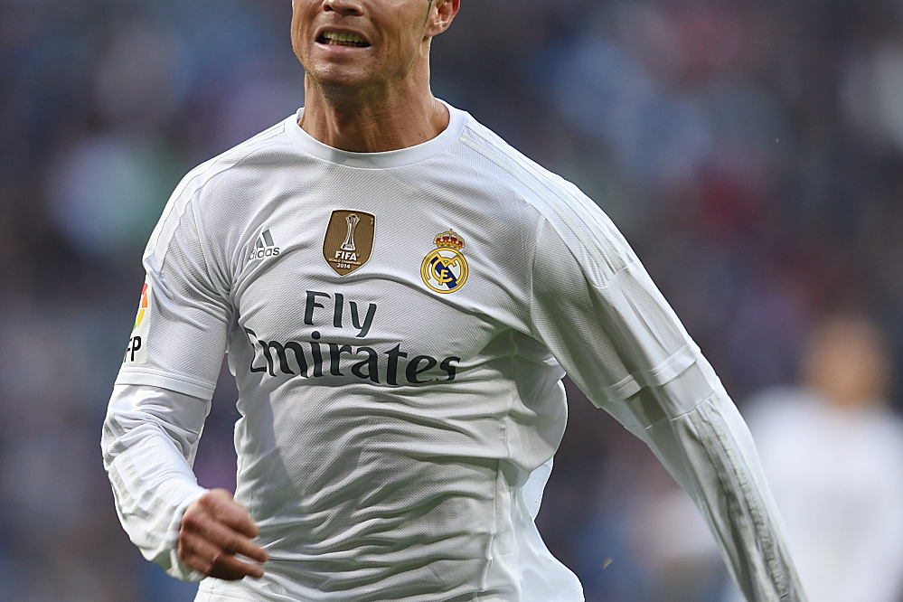 路易斯-迪亚斯导致阿什拉夫受伤，摩洛哥记者：你是个罪犯