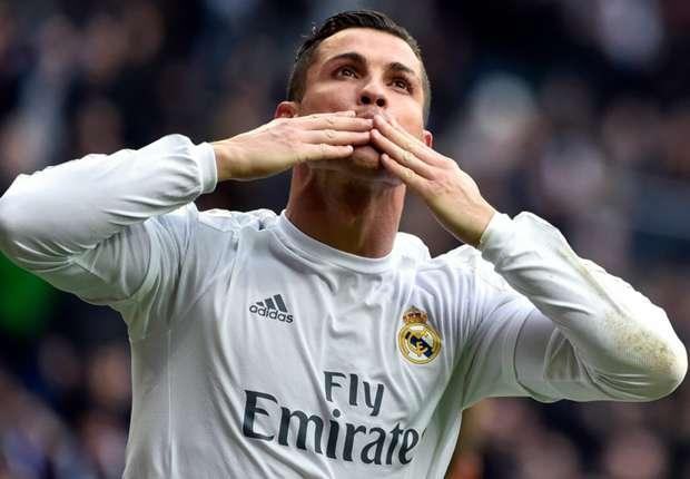 勇士队防守顶尖，波斯特超越格林，科尔应给予更多首发机会。