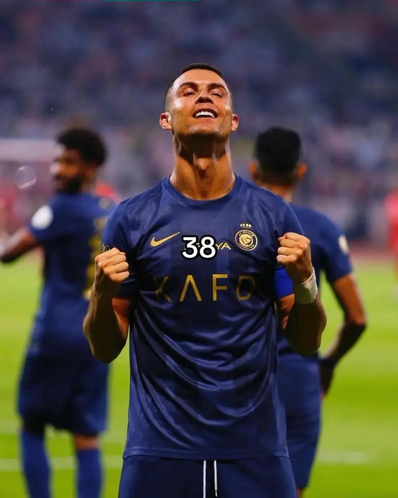 英超积分榜：利物浦连败后跌至第11，蓝军曼城分列二三位